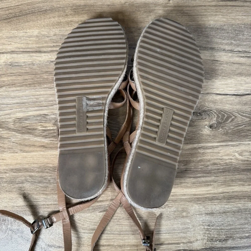 Lucky Brand Women's Strappy‎ Platform Sandal Tan Brown Size 8